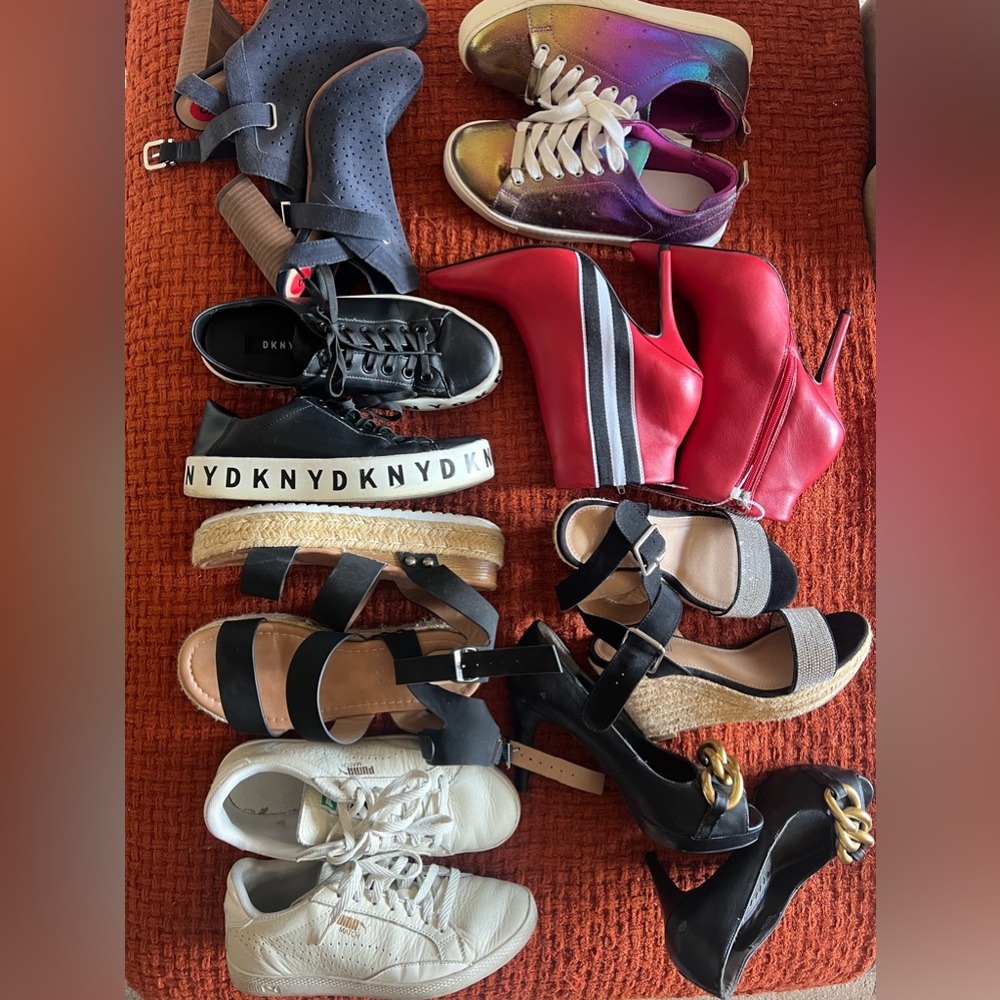 8 pair of shoes size 6